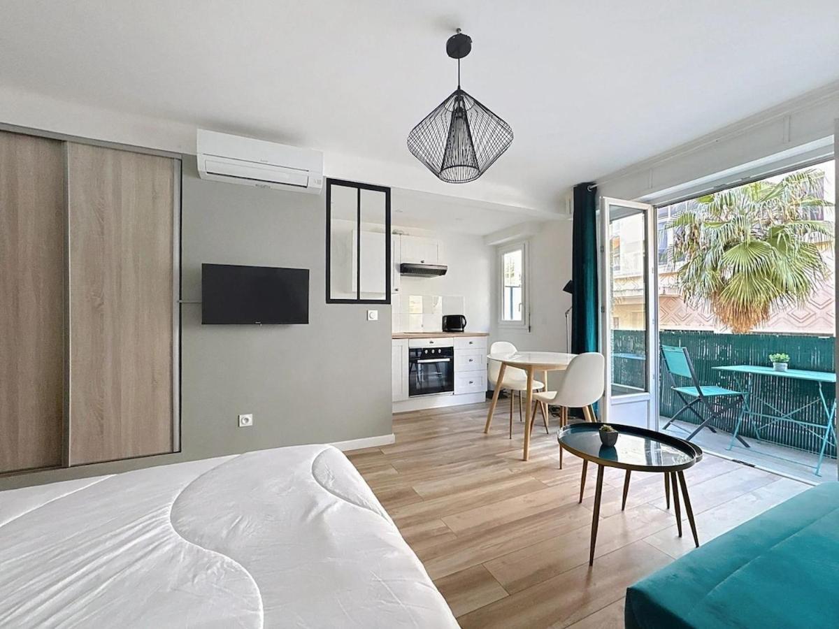 Proche Gare, Balcon Apartamento *